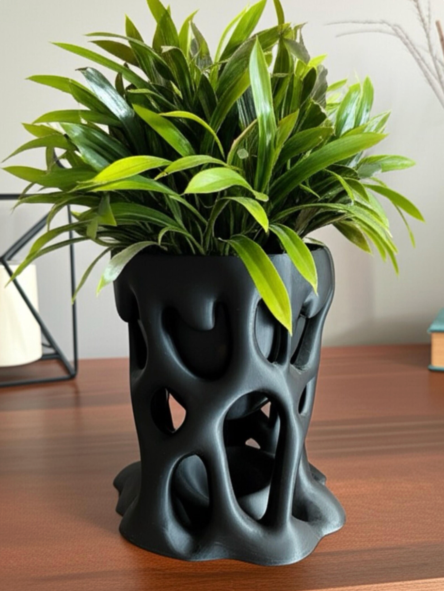 Melting Plant Pot + Drip Tray