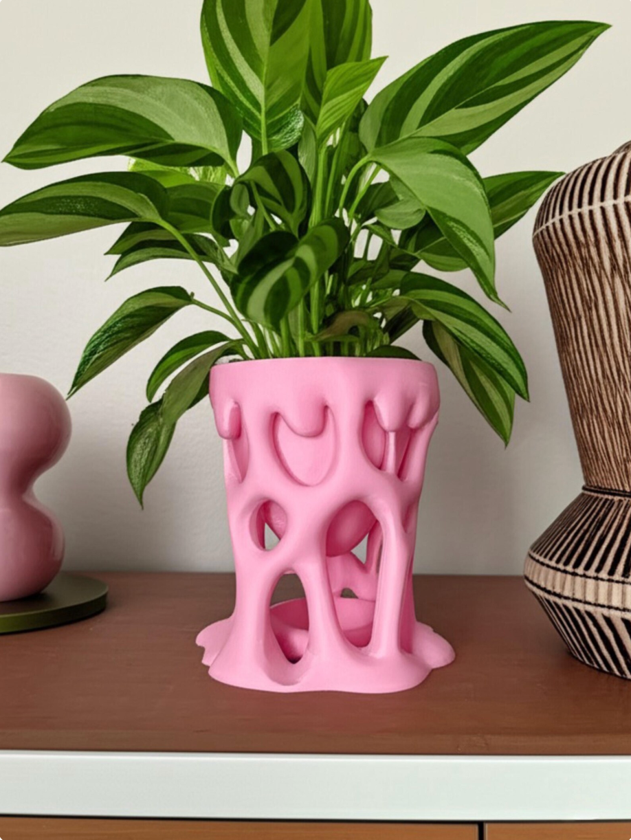 Melting Plant Pot + Drip Tray