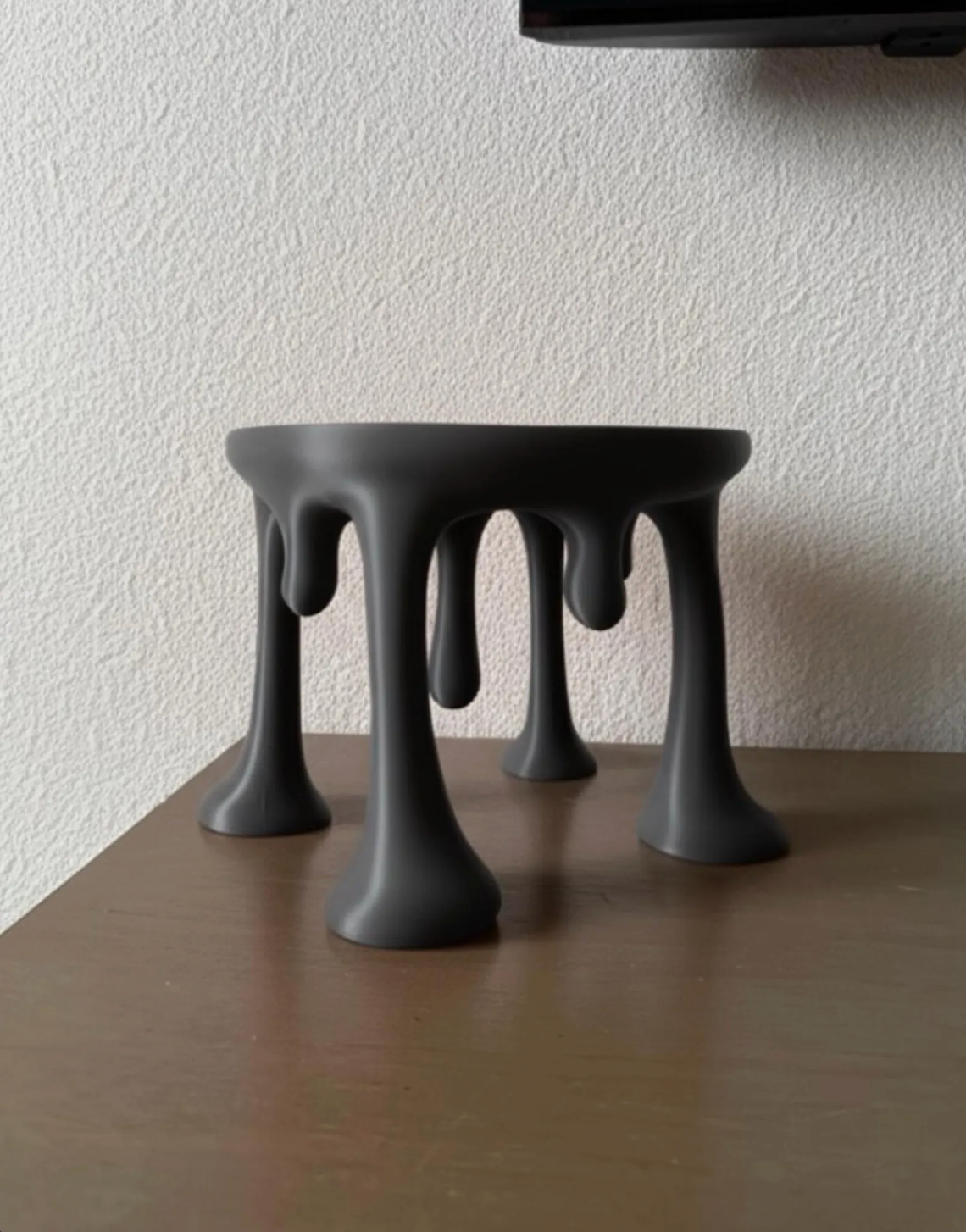 Drip Plant Stand